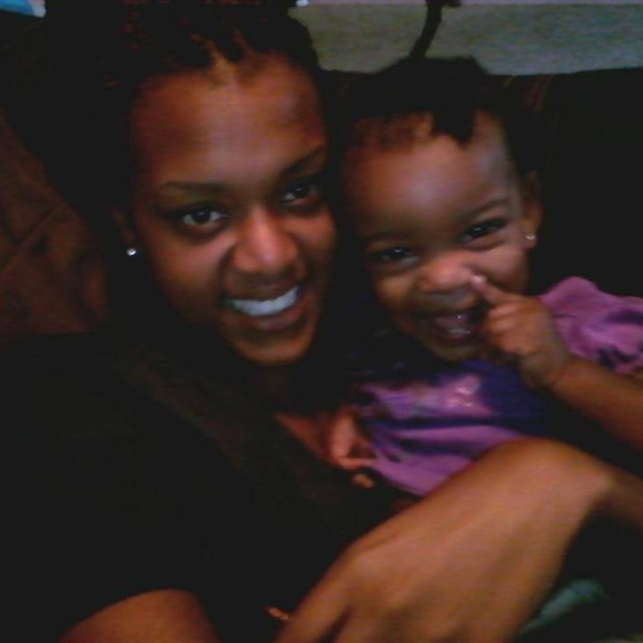 LovesStoner's profile picture. 