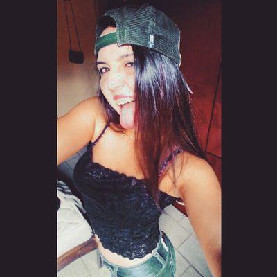 Solteira, 17 
Snap: drirroggeri
Face: Dri Roggeri
Whats: DM