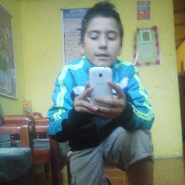 Peliamos nos whappeamos nos dejamos en azulito pero nos amamos 
HAI VAMOS!!..