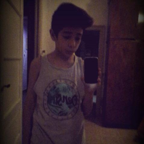 holaa,Me Llamo Walter Armanno :P,me encanta el futbol,hincha de Boca y Dock Sud (; soy un humano mitad perro... seguime y divertite ranchoo *-* :P