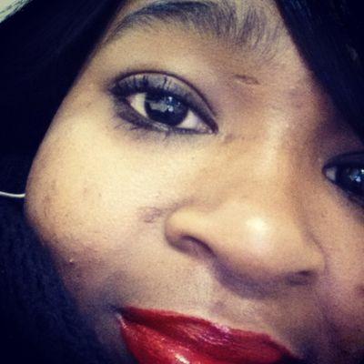 im single love yo dance and sing and i am a actress