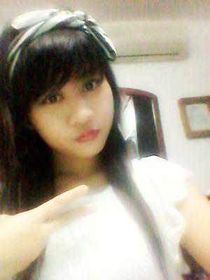 GirlsKpip's profile picture. ak wnta yg sllu merinduimu yg sllu sbr mnntimu