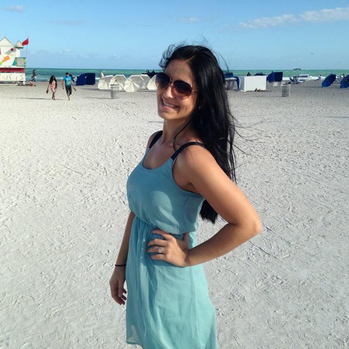 jcharlotte27's profile picture. 