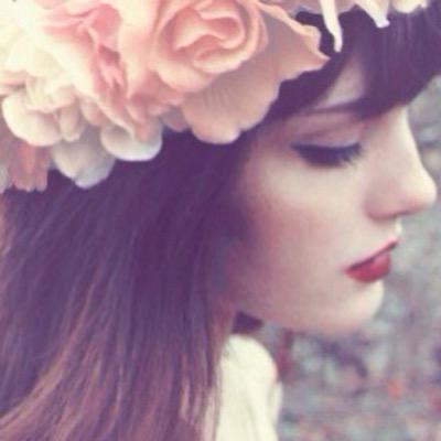 طبيبه جراحه ،أملي أن أحيا لأعيش الإسلام والعدل والحرية بمعانيها الحقّة،و سيكون..و أكونُ يومًا ما أريد.