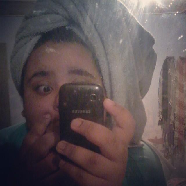 Bienvenidos pasajeros a este tren,
donde todo vale nada y nada es ley. ♥