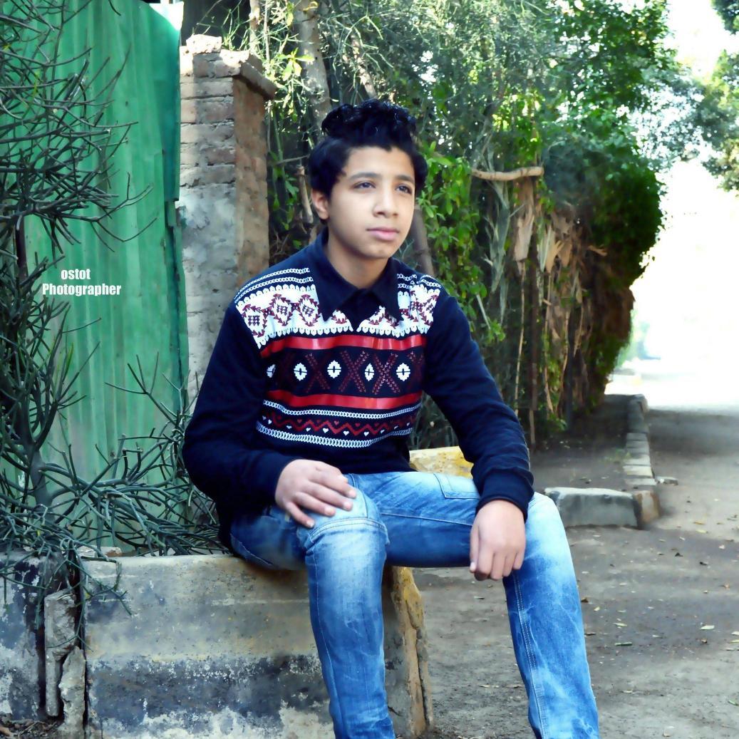مش بتكبر على حد