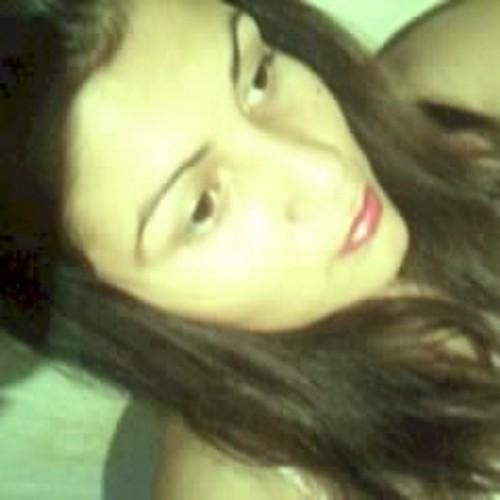 Yanilian5851's profile picture. 