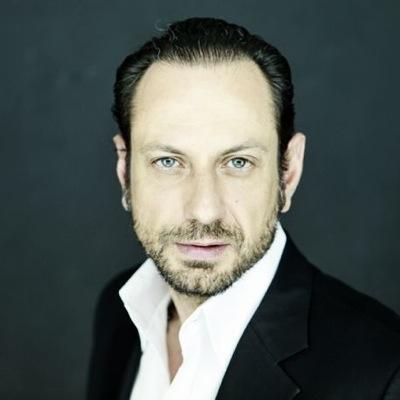 .*.  Actor   .*. /G\ 🇹🇷 Bjk 
/M.S.Ü Devlet Konservatuarı
Adigey Ubıh//
Ne Mutlu TÜRKüm Diyene.!