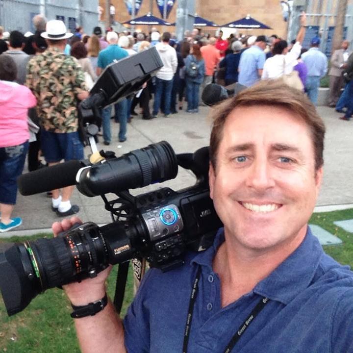 I’m a recovering newsaholic (TV photojournalist).  Now running Geoff Stevens Videography.