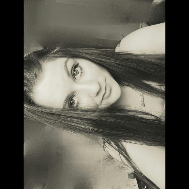 Brilhando em vida,sorrindo à toa, só vibrando amor e paz ✌  // http://t.co/HAL4ZboY9y