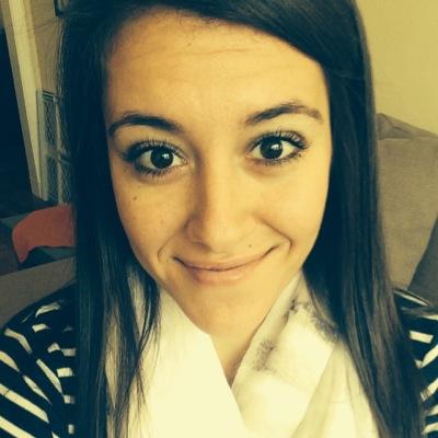 mel_drou's profile picture. East coast living but #midwestisbest