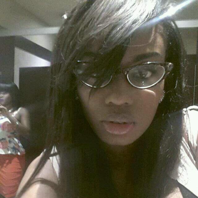 Real_EyeCandy's profile picture. Head Bitch