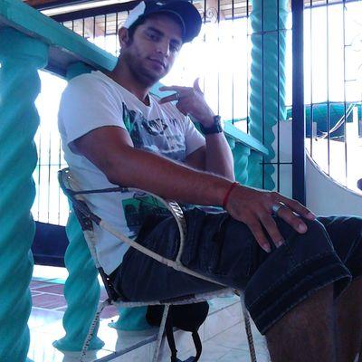Humano1.0, GEEK 2.0, Emprendedor, Estudiante de informatica, Fans de Marvel, del anime y de las buenas historias. fan del BarcelonaFC por Messi