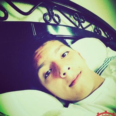 Atleta , matar zombies , playstation , fan de werevertumorro super fan y ector leal , follow back