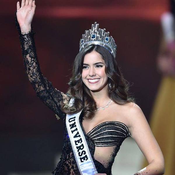 Club de fans oficial de Paulina Vega Dieppa en Bogotá. Srta Colombia y Miss Universo. @PaulinaVegaDiep