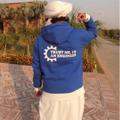 MS Electrical Engineering, FAST
BS Electrical Engineering, COMSATS

Voice NOC Engineer @optix