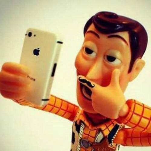 fanithahdz's profile picture. Nadie quería lana negra y salí huyendo del rebaño