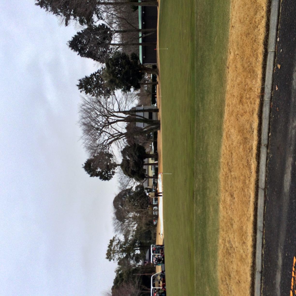 TDLの花火音が届く浦安市内在住。
会社は築地です。
GOLF,ラーメン,Tennis,焼きそば,競馬の順で好きです。
仲良くして下さい