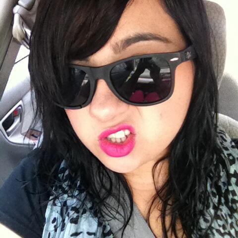 SofiaTaabares's profile picture. Me gustan mucho los gatos  Admiro a @SandyCoben por decir LA VERDAD Vivo en Tulua Valle. ¡¡¡Sigueme!!!