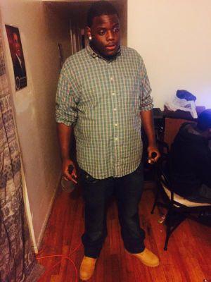 Niggas need to glow✨Free O,Free6.R.I.P Connie.Follow me ill follow back. chasing the money single.