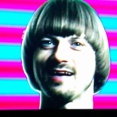 weirdpaul Profile Picture