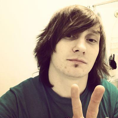 - Drums - Guitar - Photography -
@heartsickau