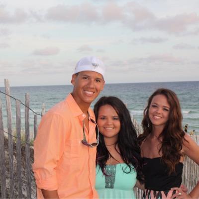 Phillip90951144's profile picture. 