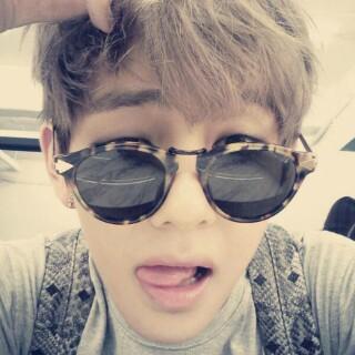 Fake world | Bangtan boys taehyung || my lovely ssaeng ulgi tembem @timtam_9