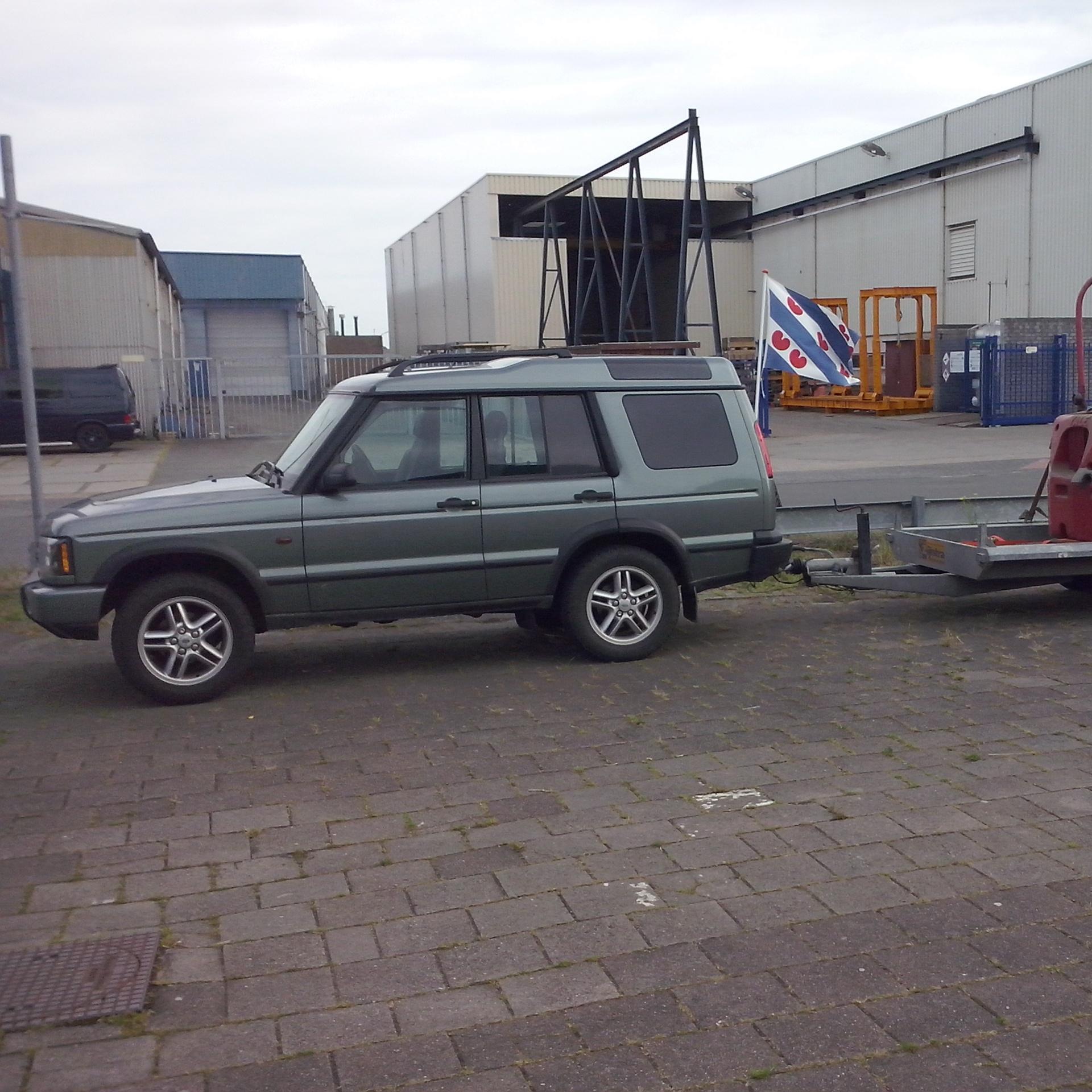 Vervoer van auto, boot en caravan tot 3500 kilogram.