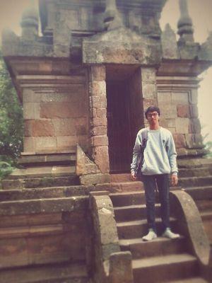 RendyRizkyB's profile picture. 