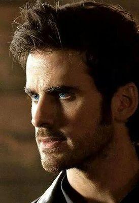 Casado con la dueña y señora de mi corazón @RedHeartCora . Un poco calzonazos, aunque de vez en cuando me da por pagarla con la Sota de Corazones. OUAT/RP