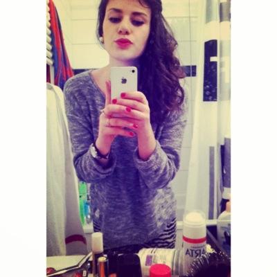 petite princesse. @thea_croquer.
lyon/morez.
genie optique instrumentale.