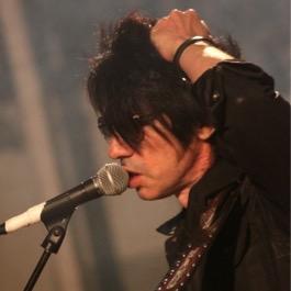 Manuelespana1's profile picture. Manuel España Santaella es un músico español nacido en el Albayzin de Granada conocido por ser la voz, además de compositor y guitarrista del grupo La Guardia
