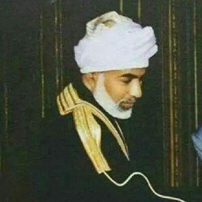 شَخص عَـــادِي خُلقَ مِنْ تُرَاب.... لا أعْبُدُ إِلا الله....
أُحِبُ الله وَرَسُوله...