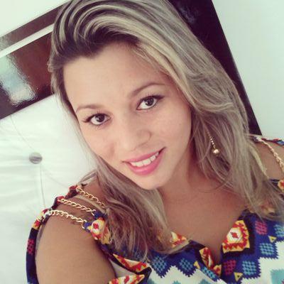 Elegante mesmo é mandar a pessoa se foder, somente com um olhar!http://t.co/scir43TpFk