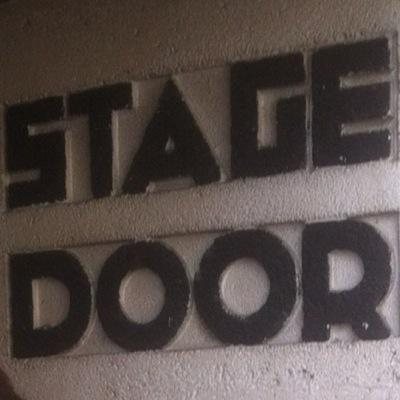 an entirely Theatre related account! bringing you gossip amd photos from Stage Doors all over, especially in London! 

was previouy @StageDoorWhore