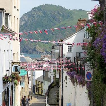 Ilfracombe's oldest & most creative street, where you can indulge yourself in fantastic food, delightful drinks, spectacular shopping and amazing accommodation!