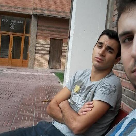 vivir en una sociedad donde la gente prefiere tener una vida tranquila en vez de luchar porque la tenga todo el mundo