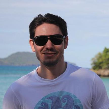 Emprendedor y Apasionado por los Negocios, Estudiante de la Vida. Comparto Tips y Recursos sobre #Negocios,#Finanzas,#Marketing y #Mentalidad para el éxito.
