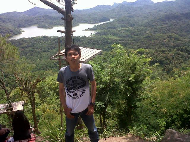 AD4_7070's profile picture. Aku Ganteng kan. Kalian setuju ??? Be your self