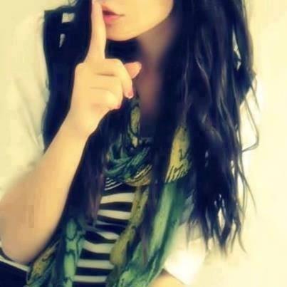 Past: A shokh chanchal gal,
Present: A mature girl.
Future: A kind Doctor, I.A. not a typical girl so fasla rkhen wrna swari apny saman ki khud zimadar hogi.:-P