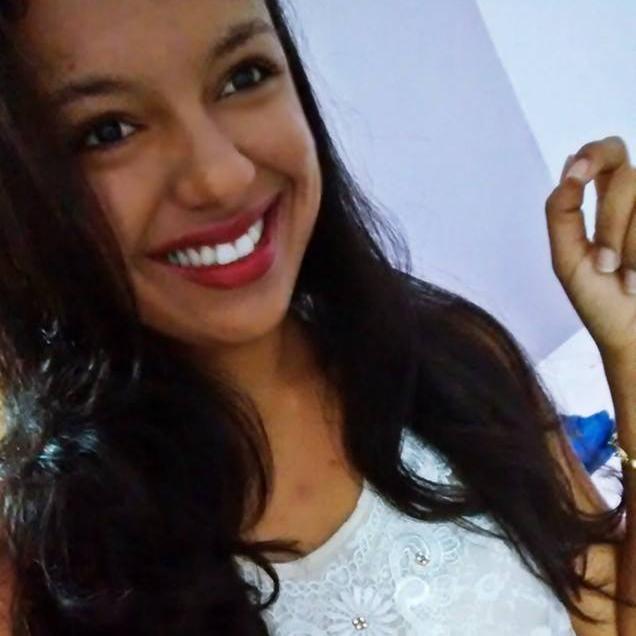 Porque a força de dentro é maior. Maior que todo mal que existe no mundo. Maior que todos os ventos contrários.^^