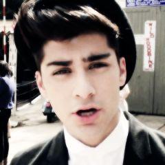 follow @zaynsmyidiott