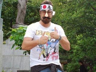 dodorian_423's profile picture. 五年前からオーストラリアから移住してきました！写真は自分と自宅です！よろしくお願いします