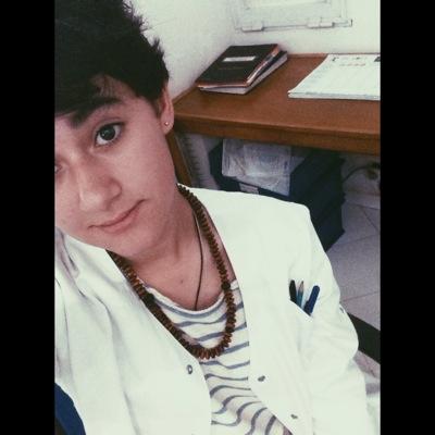 canharryjaune's profile picture. i go crazy 'cause here isn't where i wanna be