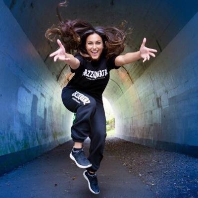Razzamataz #Sheffield is an award winning theatre school that provides high quality tuition in #StreetDance, #PopSinging and #MusicalTheatre for ages 2-18.