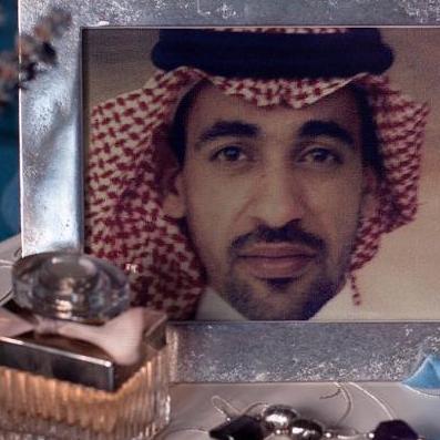 اجعل من يسمعك و يراك ، يدعو لمن رباك .. فَـ نقاء القلب ليس غباء إنما فطرة يميز الله بها من أحَب ..لله درك ياملكنا سلمان..والله ينصرك يامحمد