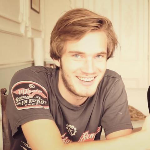Free follow from @pastelkjellberg