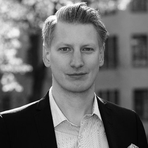 EdvardBergstrom's profile picture. Father of two. Aspiring chef but suffering football fan and golfer. Archipelago lover. Swede working as VP Communications @Sandvik.