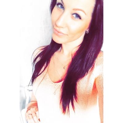 21 y.o., Czech republic • Instagram & Snapchat: petravosahlova • family, friends, fashion, food, fitness • follow me